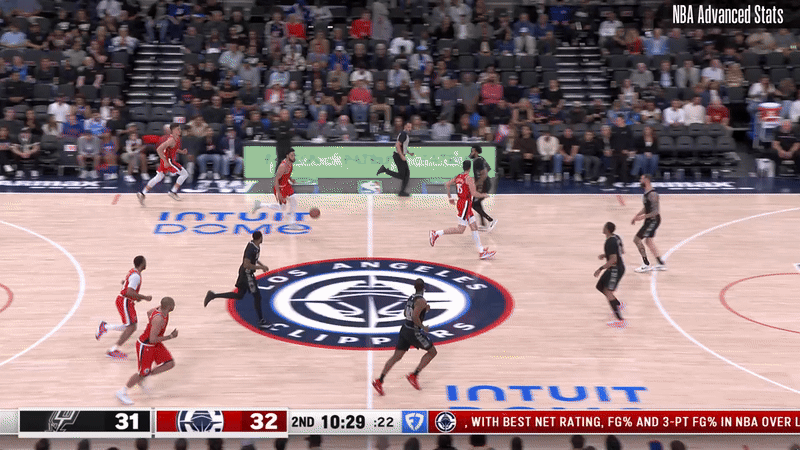 Simmons misses hook shot.mp4 [video-to-gif output image]